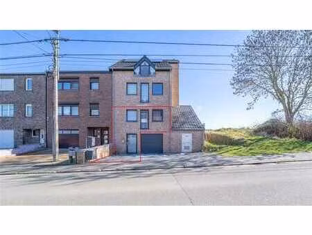 bel appartement 2ch avec jardin et parking privatif