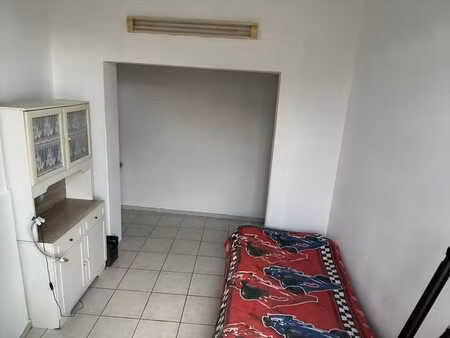 studio 25 m² – marcinelle  proche gare – charges incluses