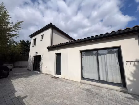 vente villa 5 pièces 117 m² à la couronne carro (13500)  650 000 €