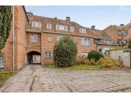 rez-de-chaussée prêt à habiter avec jardin!