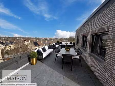 superbe penthouse 2 chambres avec terrasse panoramique