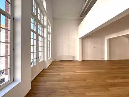 loft triplex d'exception au coeur du chatelain