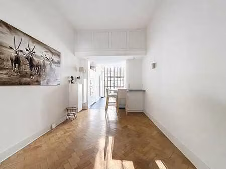 chatelain : beau rez-de-chaussée avec jardin !