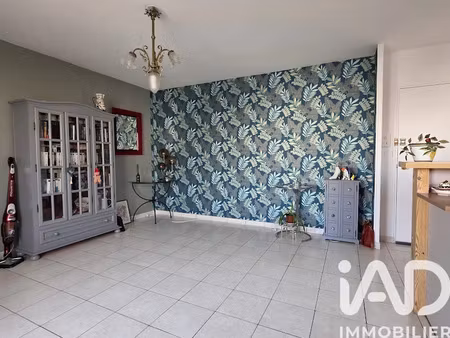vente appartement 2 pièces 43 m² à chatellerault (86100)  60 000 €