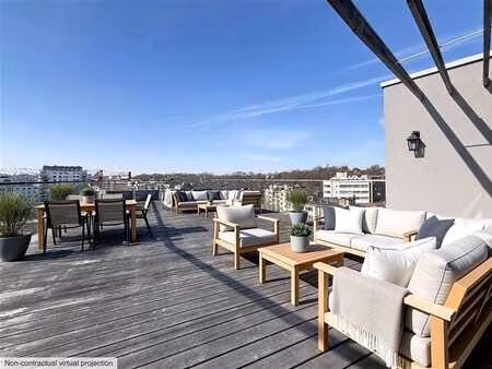 exceptionnel penthouse avec 110m2 terrasses