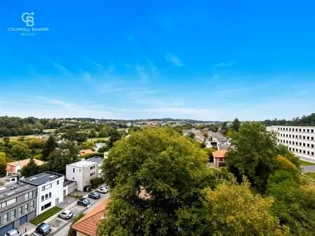 lycée français  très bel appartement rénové 3 ch avec 2 park