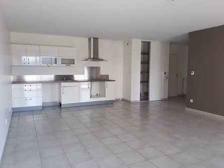 sh square loire haute-loire