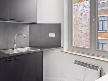 sympathique et lumineux studio