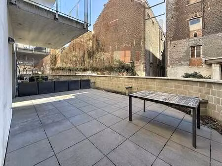 centre de bxl  quartier dansaert rez avec grande terrasse