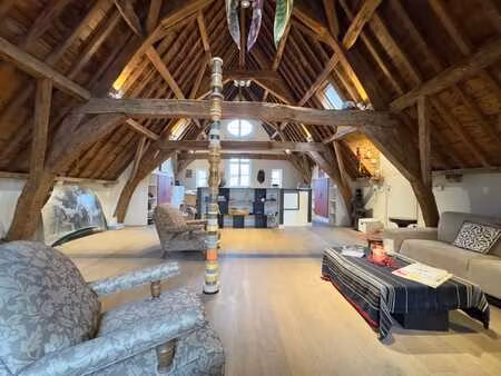 sainte-catherine : appartement duplex penthouse 2 chambres