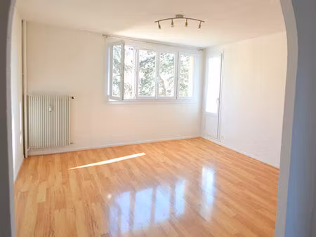 besançon appartement 3 pièces 56 m2 balcon et cave