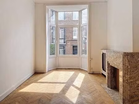 uccle centre : jolie maison 4 ch + garage