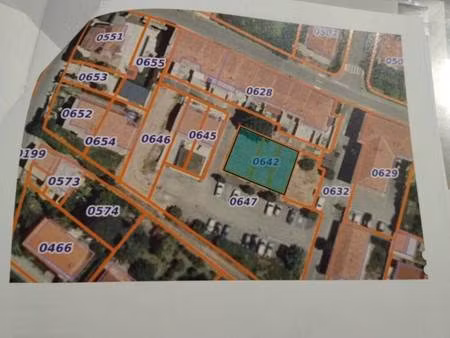 terrain constructible viabilisé à vendre