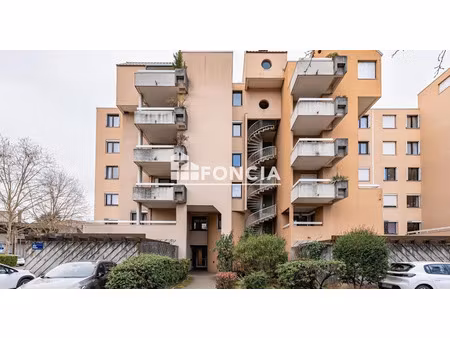 vente appartement 1 pièce 26 m² à echirolles (38130)  55 000 €