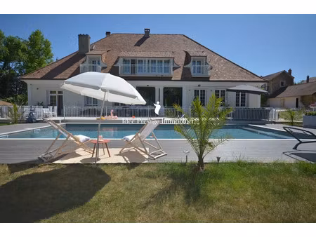 vente maison 10 pièces 585 m² à dammarie-les-lys (77190)  1 500 000 €