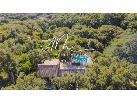 vente propriété 8 pièces 160 m² à rayol-canadel-sur-mer (83820)  2 690 000 €