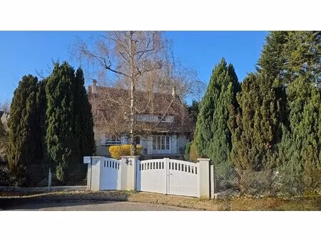 jolie maison familiale 3/4 chambres gare sncf paris 15 min