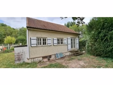 etampes quartier saint martin sur plus de 2300 m2 de terrain une maison de 53m2