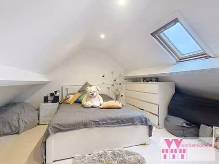 alost : maison prête à emménager avec 5 chambres à couche...