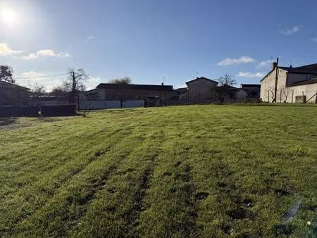 terrain constructible viabilisé à vendre