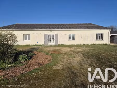 vente loft 4 pièces 350 m² à chaunay (86510)  90 000 €