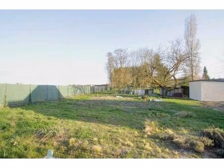 terrain constructible viabilisé à vendre