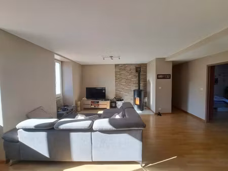 vente appartement 4 pièces 129 m² à saint claude (39200)  124 500 €