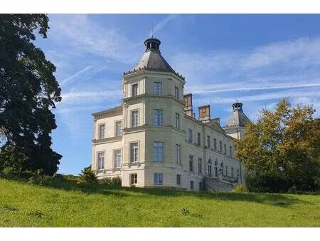 un appartement dans son écrin de verdure aux portes de nantes  6 pièces