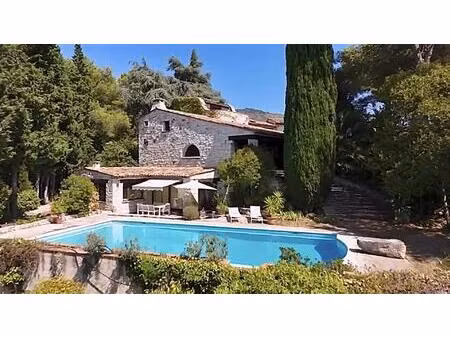 bastide en pierre de caractère avec piscine et vue mer - 20 mn centre ville de nice et...