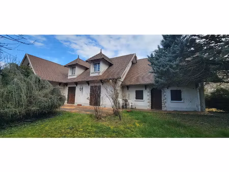 vente maison 7 pièces 250 m² dommartin (69380)