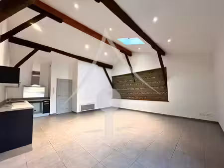 immeuble de rapport 465 m² à mauzac (31410) – 8 lots loués  6 54 % brut