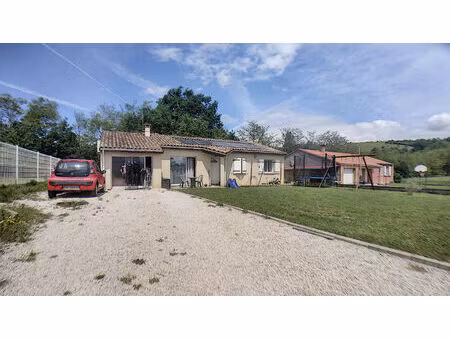 maison t6 de plain-pied dans un lotissement calme à montesquieu volvestre