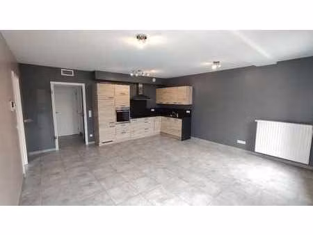 appartement 2 pièces ascenseur balcon parking cave et peb a