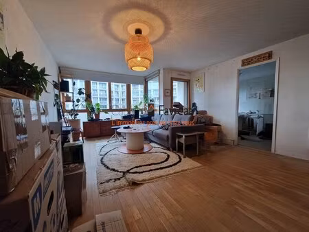 a vendre - charmant deux -pieces 47 m² - paris 20e