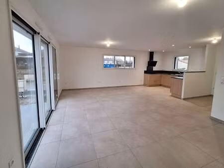 location maison à saint-malô-du-bois (85590) : à louer / 80m² saint-malô-du-bois
