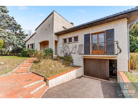 maison t5 d'environ 140 m2 escalquens centre