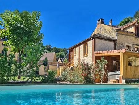 maison salignac eyvignes 7 pièce(s) 121 m2