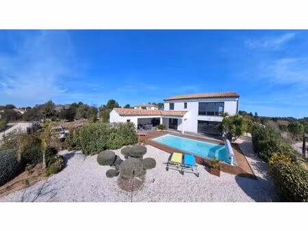 villa de luxe moderne (175 m²) vue magnifique  piscine à escales