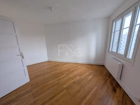 t2 rénové de 56 m² - avenue jean jaurès lyon 7ème