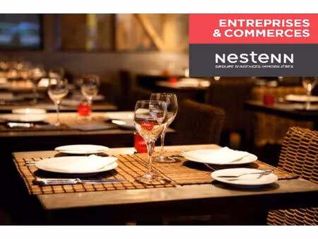 fond de commerce restaurant bar a vins dans village touristique