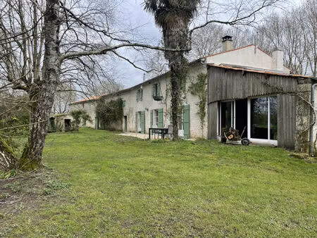 vente maison 10 pièces saint-julien-de-l’escap (17400)