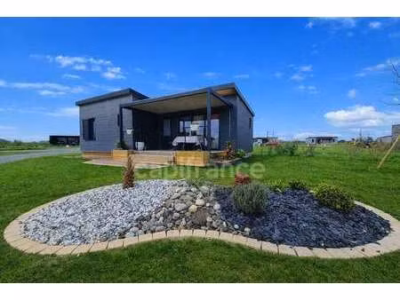 vente maison viager à saint-romain-de-benet (17600) : à vendre viager / 50m² saint-romain-