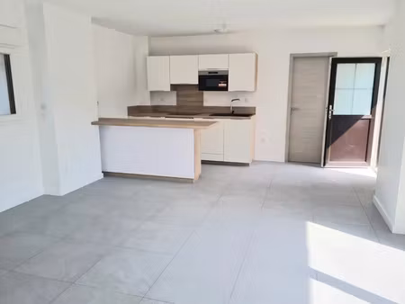 vente appartement 3 pièces 64 m² à la roche-sur-foron (74800)  259 000 €