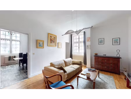 coeur de bayonne - t3 aux beaux volumes - 62 m2