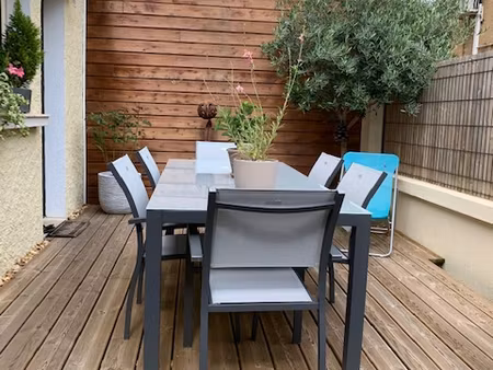 beau t2 avec terrasse !