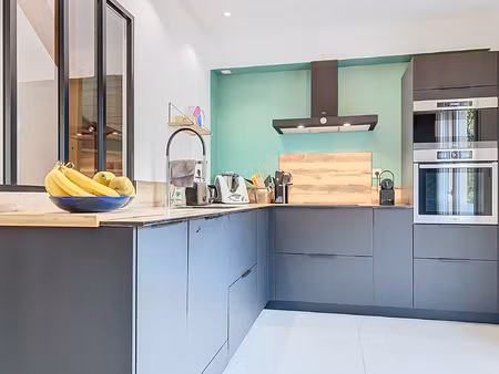 maison familiale de 122m2-prestations de qualité-quartier re