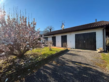 rare à la vente - maison de plain-pieds sur les premières hauteurs à 5 minutes du centre d