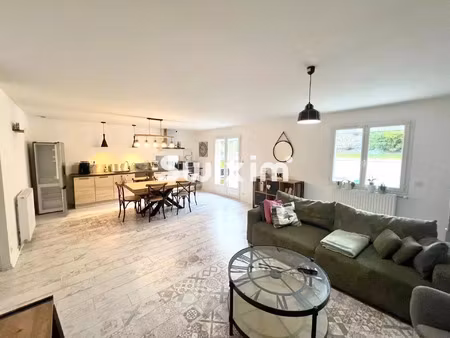 vente maison 4 pièces 95 m² lons-le-saunier (39000)