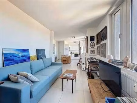 appartement rénové à vendre à ciney!