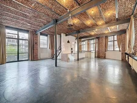 loft spacieux et ouvert à louer à koekelberg